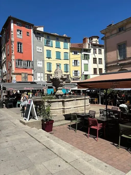 Joli Appartement En Centre-Ville Le Puy-en-Velay Apartment
