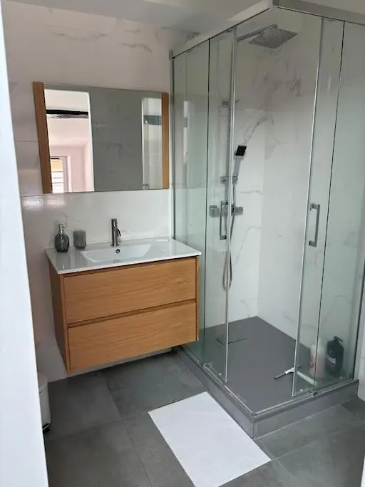 Joli Appartement En Centre-Ville Le Puy-en-Velay 0*,  France